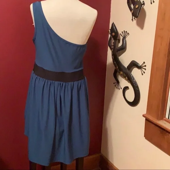 BeBop One Shoulder Dress - Picture 2 of 3